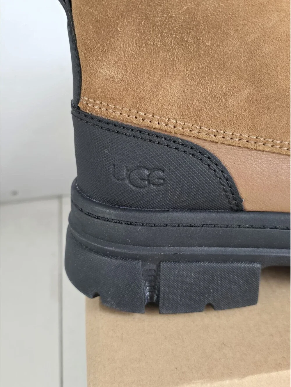 UGG Ashton Addie Chestnut Waterproof Leather Short Snow Boots Size 9 Women NIB
